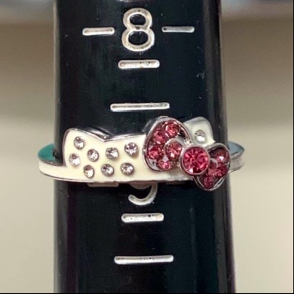 Fragrant Jewels Sanrio Hello Kitty Ring - Size 9 - Picture 3 of 5